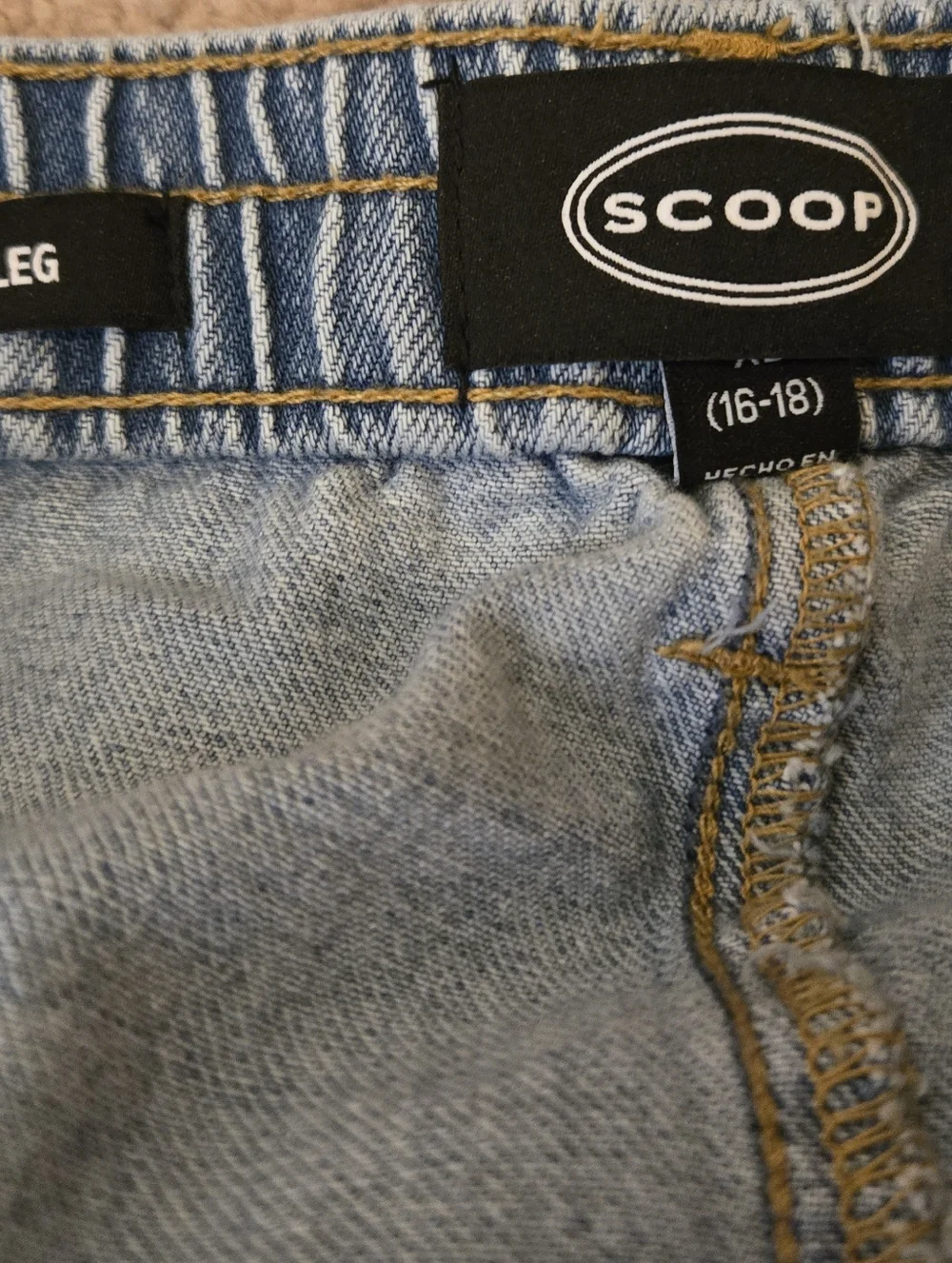 Barrel Jeans - Picture 3 of 3